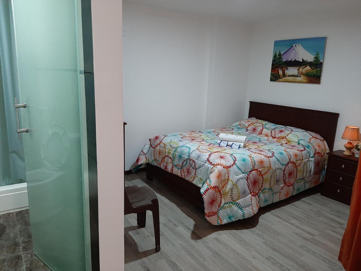 Hostal Paukar オタバロ エクステリア 写真