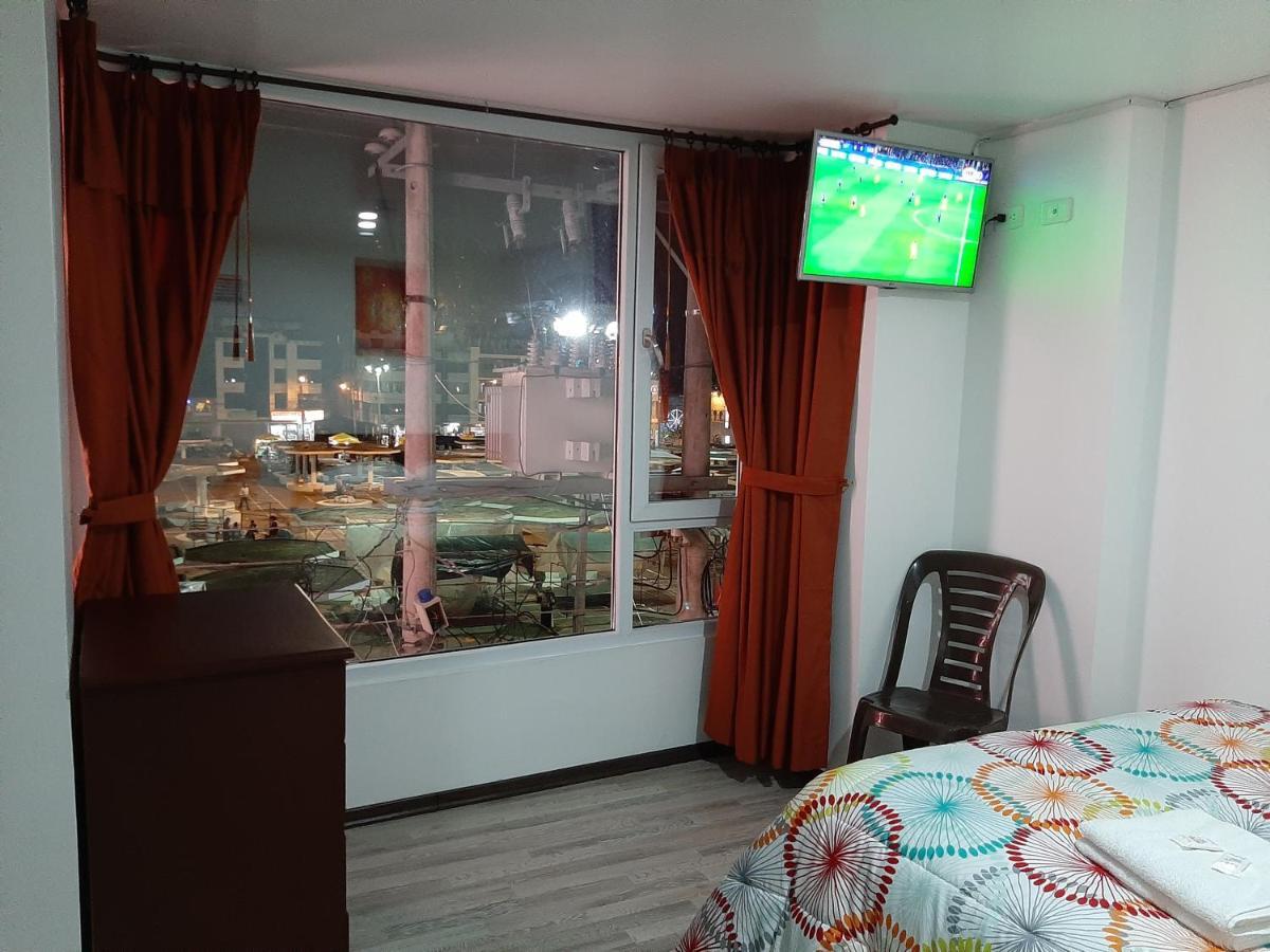Hostal Paukar オタバロ エクステリア 写真